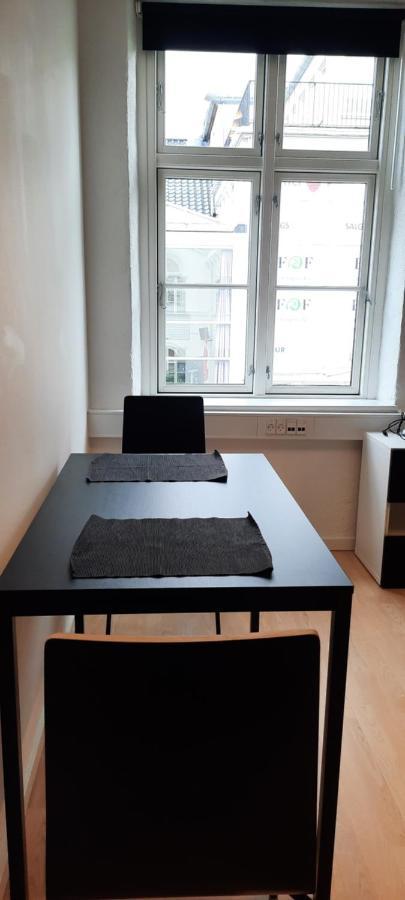 Private Room In A Shared Apartment Odense Exterior photo